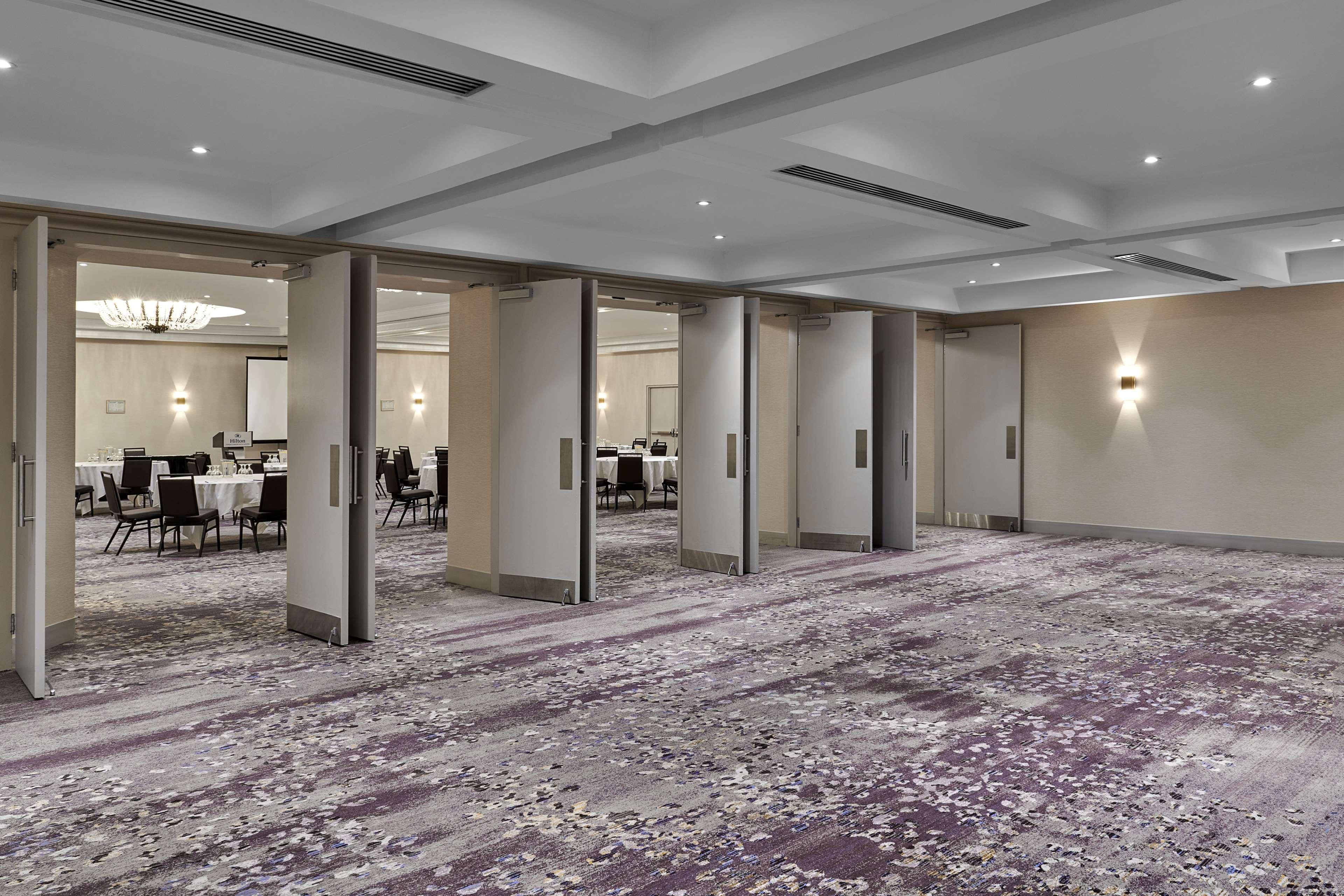 Hilton Toronto Airport Hotel & Suites Місісаґа Екстер'єр фото